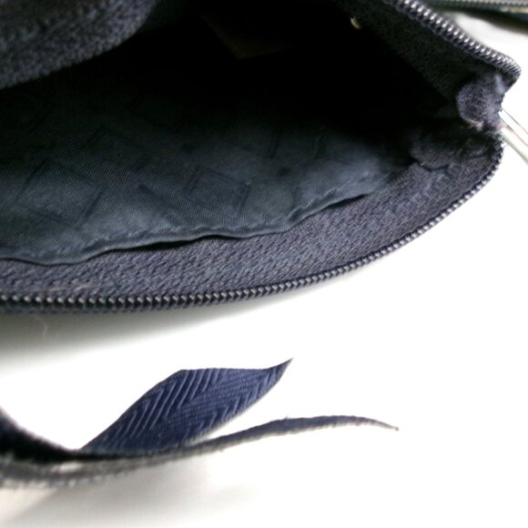 Vera Bradley Cosmetic Makeup Bag and ID Key Chain in Toucan Party - Picture 8 of 9